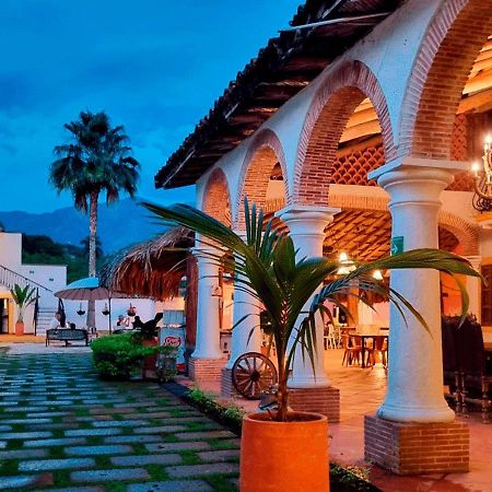 Hotel Santa Barbara Colonial - ซานตาเฟเดอันตีโอเกีย ภายนอก รูปภาพ