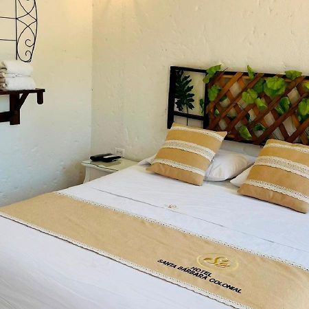 Hotel Santa Barbara Colonial - ซานตาเฟเดอันตีโอเกีย ภายนอก รูปภาพ