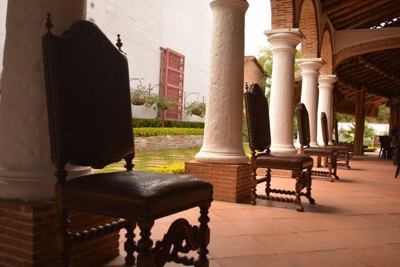 Hotel Santa Barbara Colonial - ซานตาเฟเดอันตีโอเกีย ภายนอก รูปภาพ