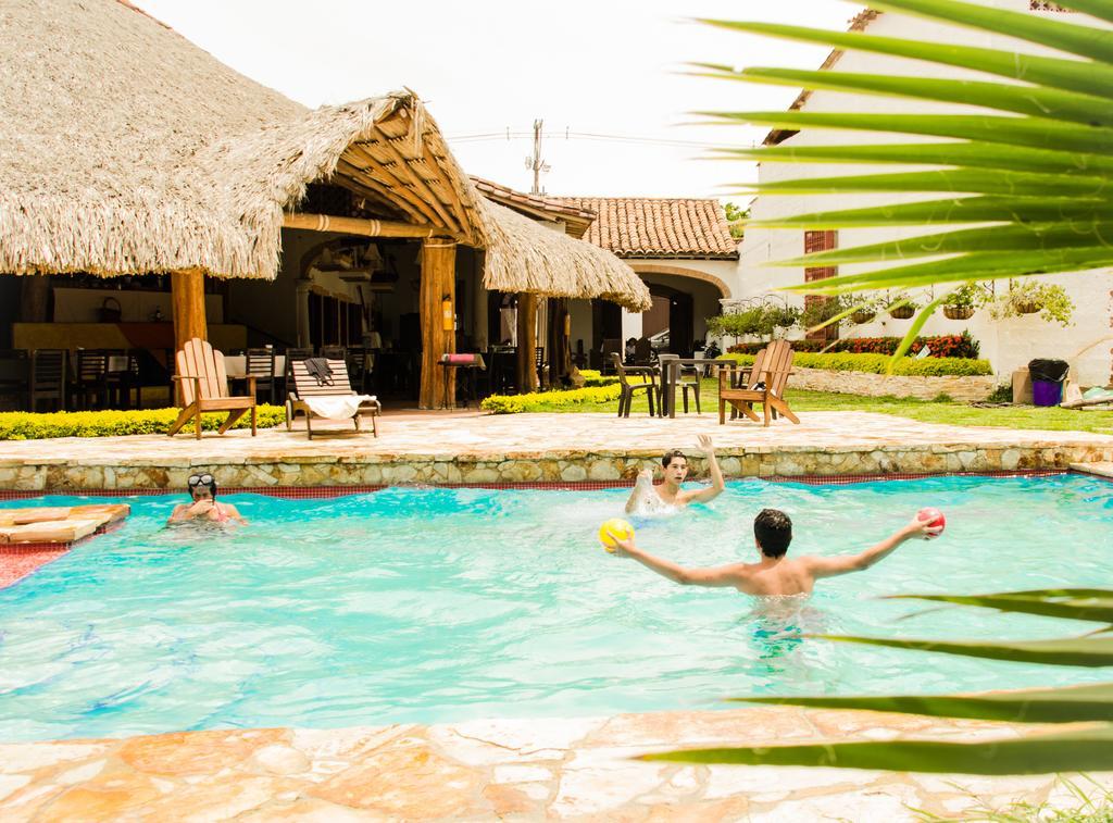 Hotel Santa Barbara Colonial - ซานตาเฟเดอันตีโอเกีย ภายนอก รูปภาพ