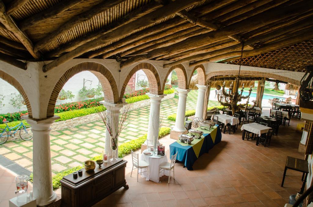 Hotel Santa Barbara Colonial - ซานตาเฟเดอันตีโอเกีย ภายนอก รูปภาพ
