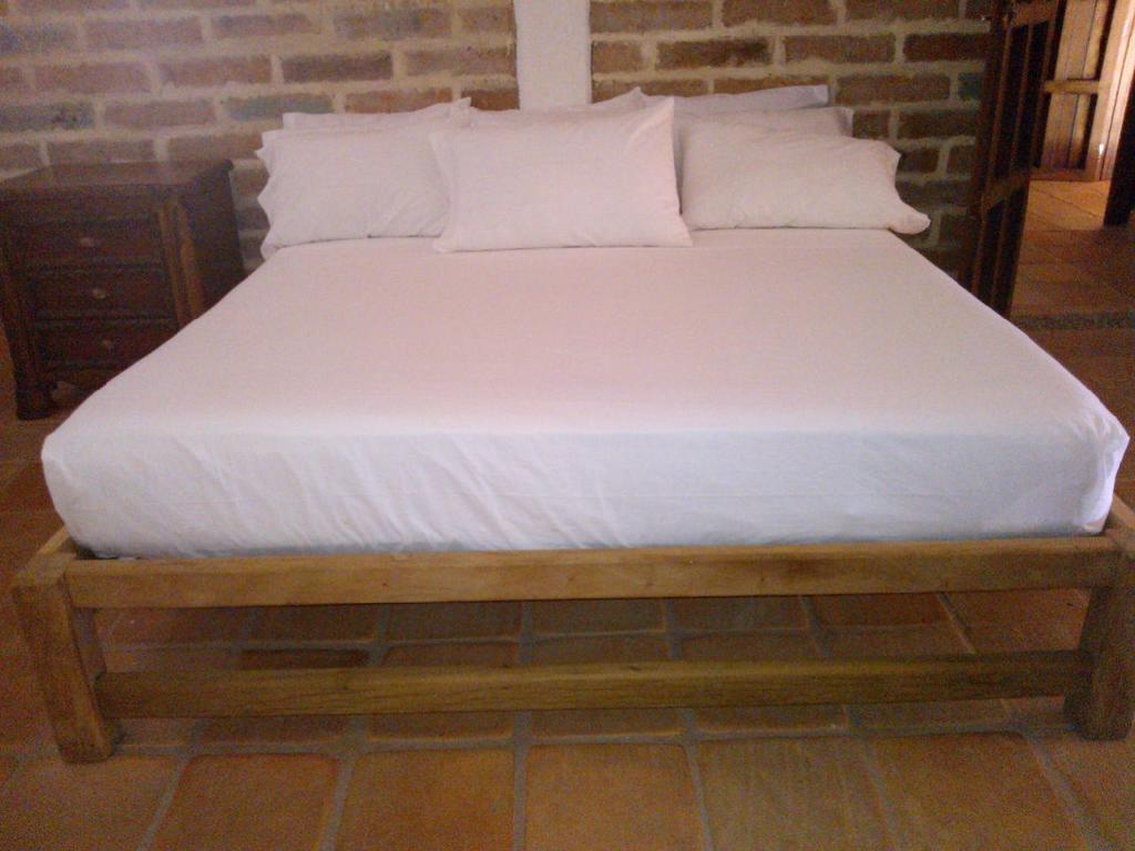Hotel Santa Barbara Colonial - ซานตาเฟเดอันตีโอเกีย ห้อง รูปภาพ