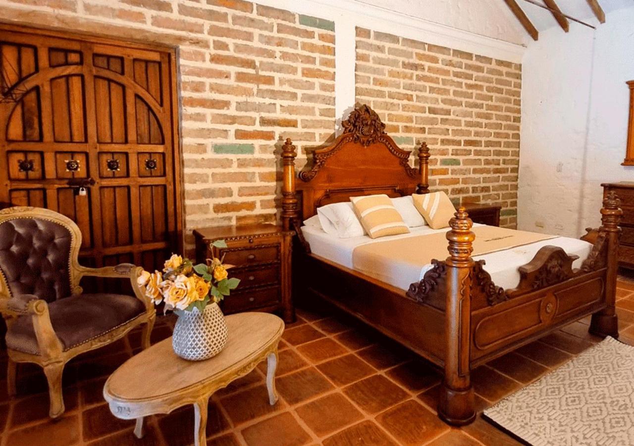 Hotel Santa Barbara Colonial - ซานตาเฟเดอันตีโอเกีย ภายนอก รูปภาพ